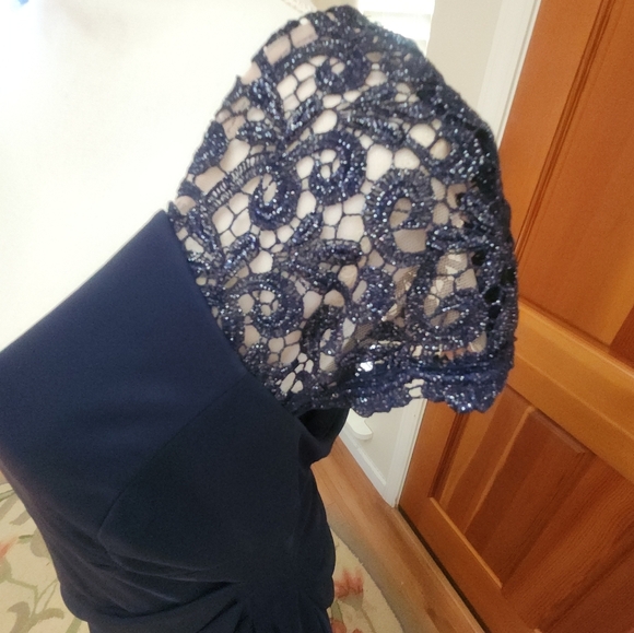 Formal Mother of the Bride Dress. Long, Short Sleeve Navy Blue Dress Size 10 - Picture 3 of 8